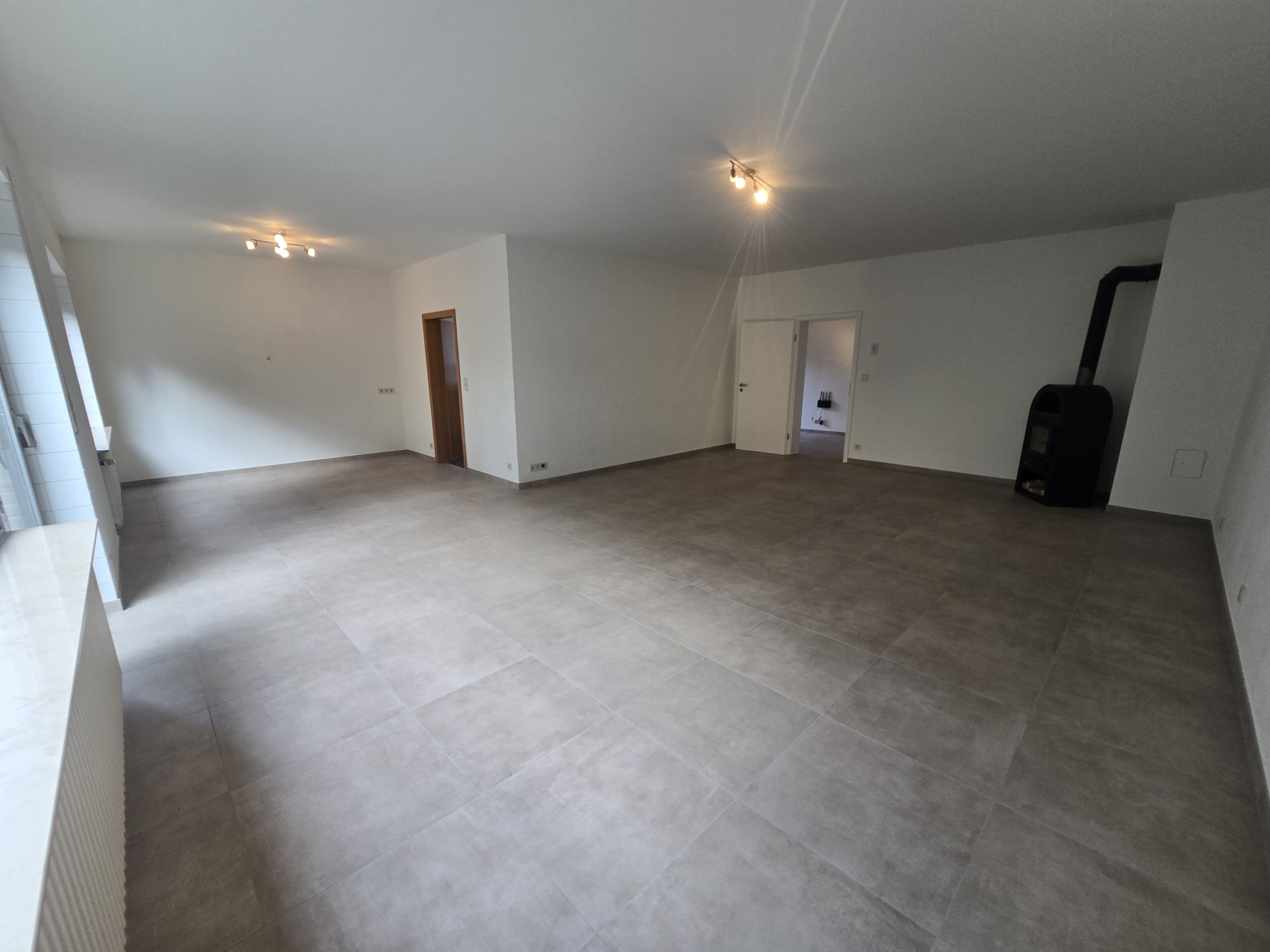 15 min to Sembach Base - 2-BR Apartment with Pavilion in Gonbach